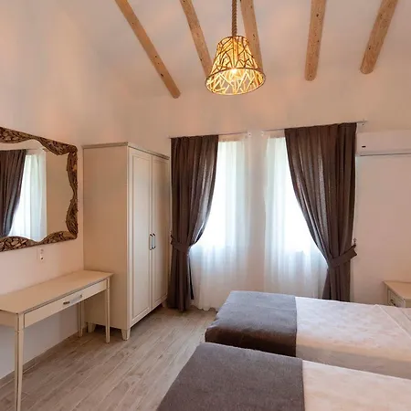 Hotel Z Exclusive And 2*