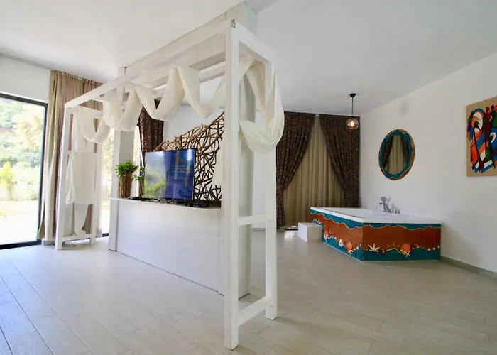 Z Exclusive And Hotel 3*