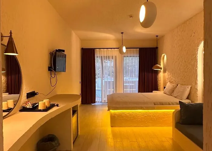 Z Exclusive And Hotel