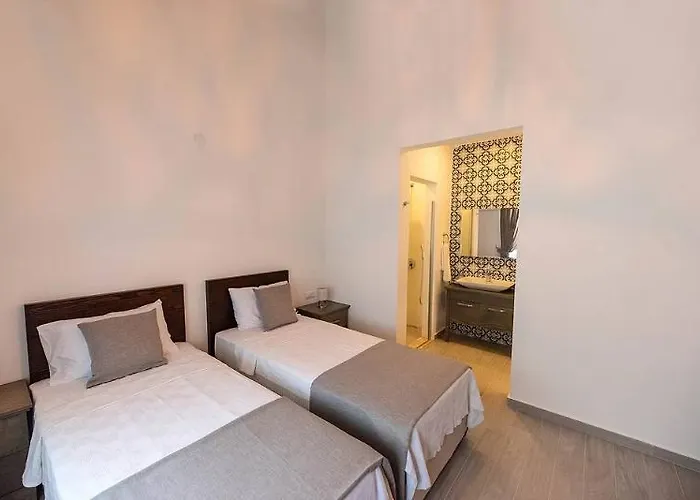 Z Exclusive And Hotel