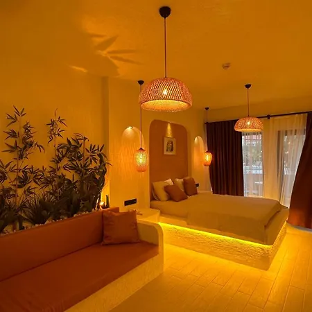 Hotel Z Exclusive And