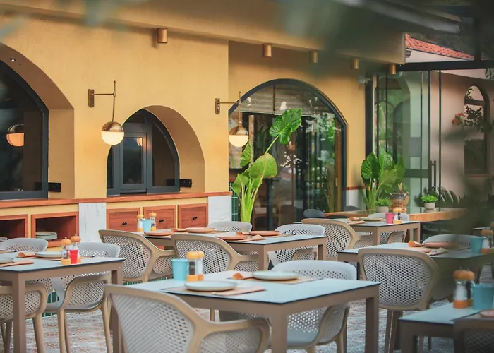 Z Exclusive And Hotell