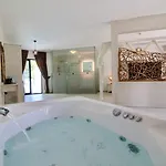 Hotel Z Exclusive And 3*